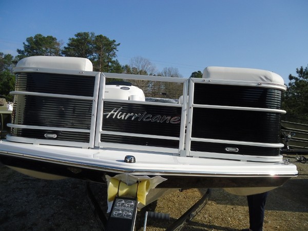 2017 Hurricane FunDeck 196RE3-OB Boat