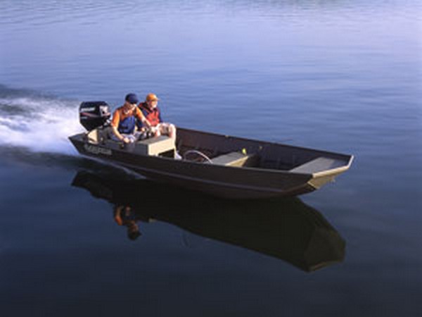  Lowe L1648M 16' Big Jon Boat